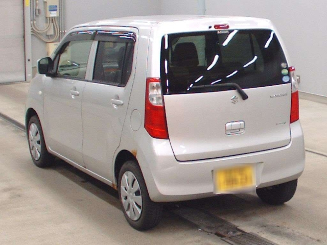 SUZUKI WAGON R 2013