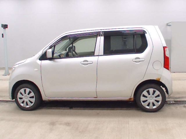 SUZUKI WAGON R 2013