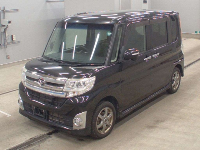 DAIHATSU TANTO 2015