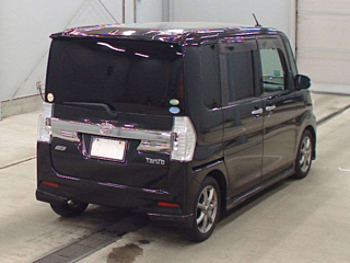 DAIHATSU TANTO 2014