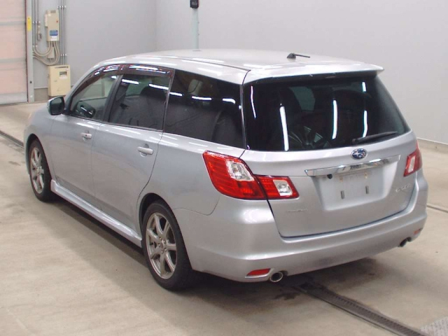 SUBARU EXIGA 2012