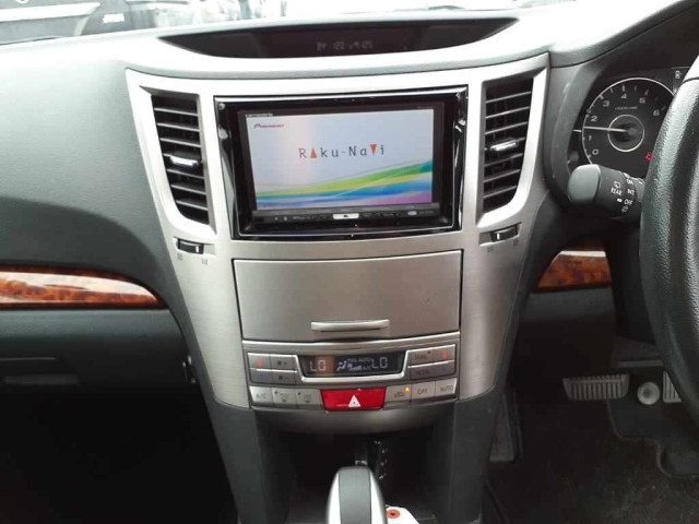 SUBARU LEGACY B4 2011
