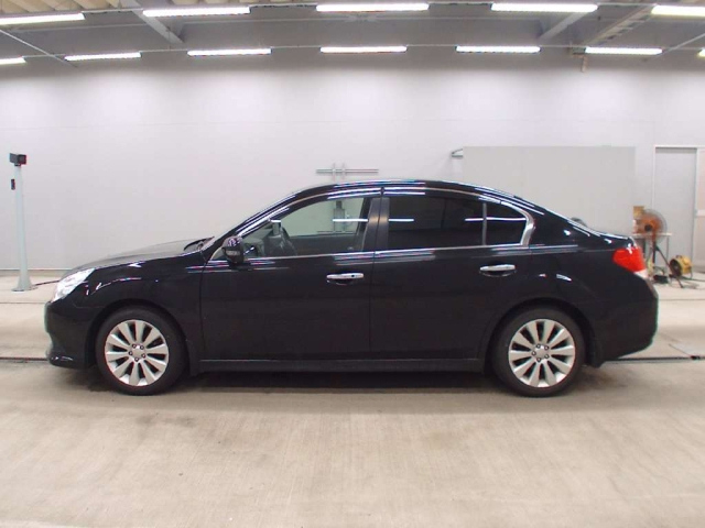 SUBARU LEGACY B4 2011