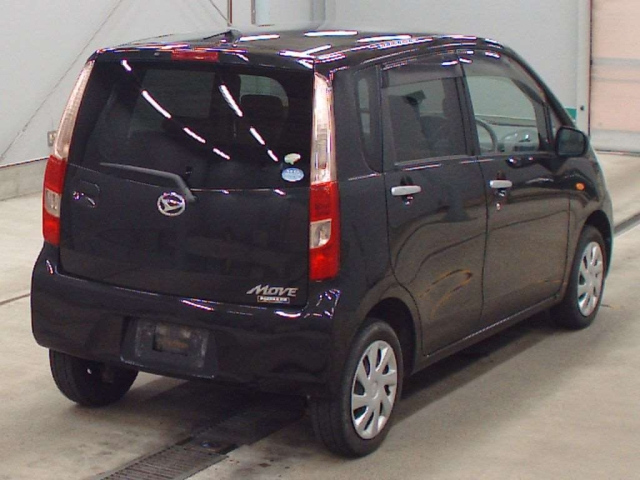 DAIHATSU MOVE 2011