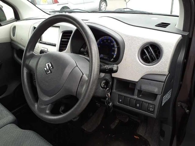 SUZUKI WAGON R 2015