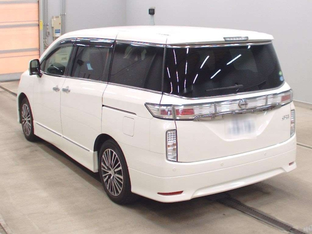 NISSAN ELGRAND 2019