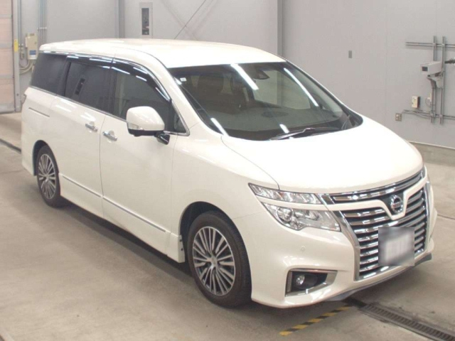 NISSAN ELGRAND 2019