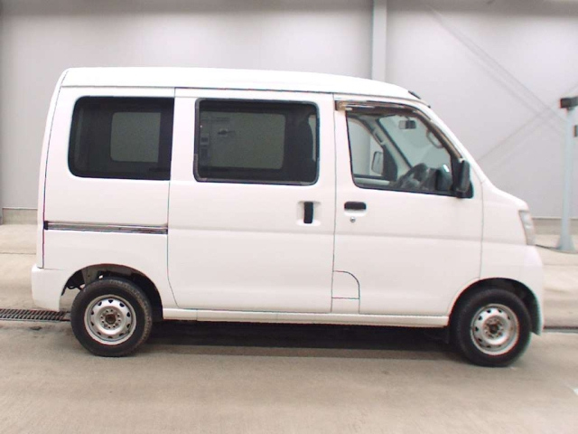 DAIHATSU HIJET VAN 2016