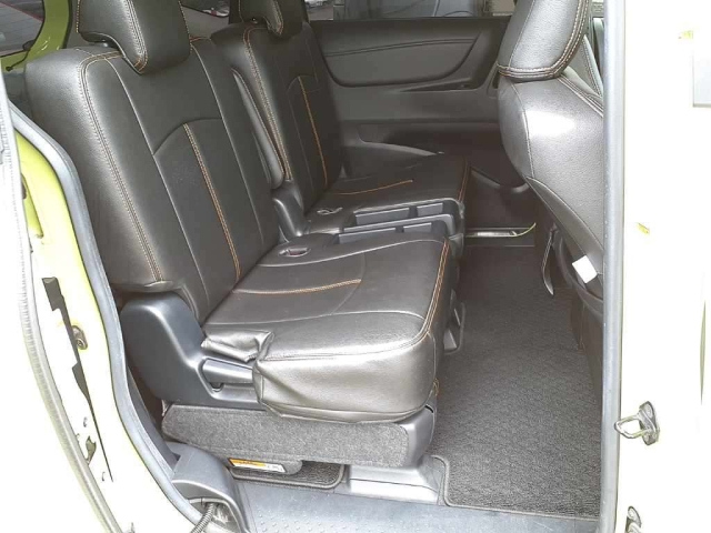 TOYOTA SIENTA 2015