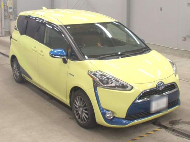 TOYOTA SIENTA 2015
