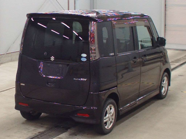 SUZUKI PALETTE 2011