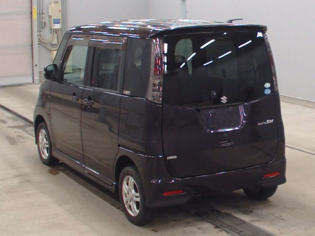 SUZUKI PALETTE 2011