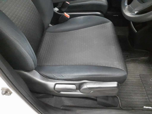 HONDA FREED 2013