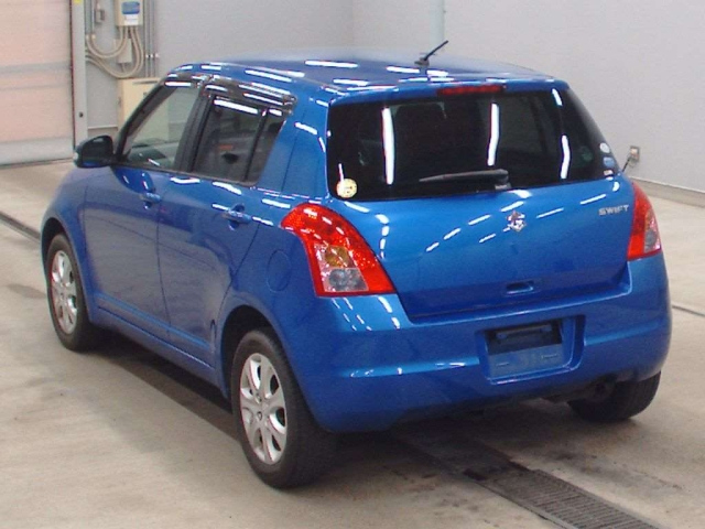 SUZUKI SWIFT 2010