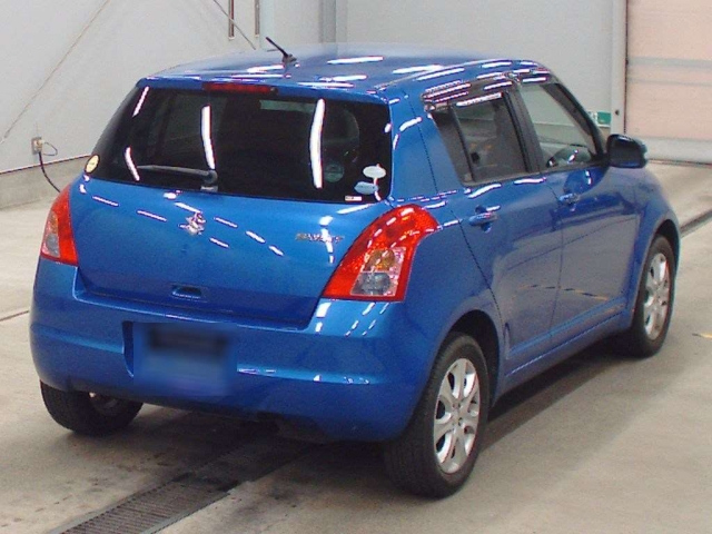 SUZUKI SWIFT 2010