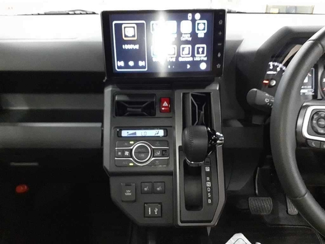 DAIHATSU TAFT 2024