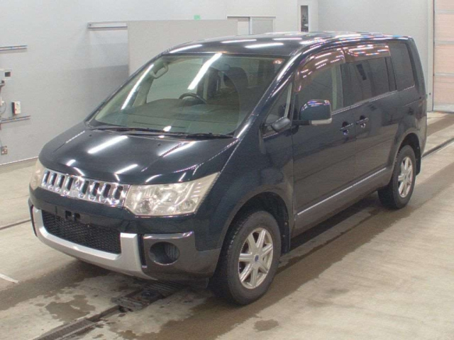 MITSUBISHI DELICA D5 2008