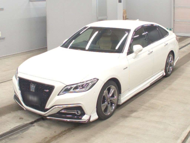 TOYOTA CROWN 2020