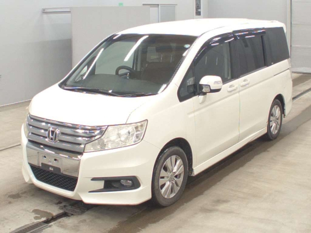 HONDA STEP WAGON 2010