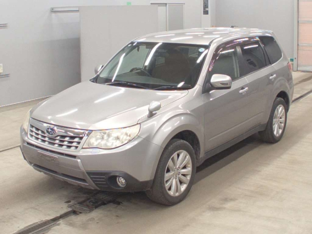SUBARU FORESTER 2011