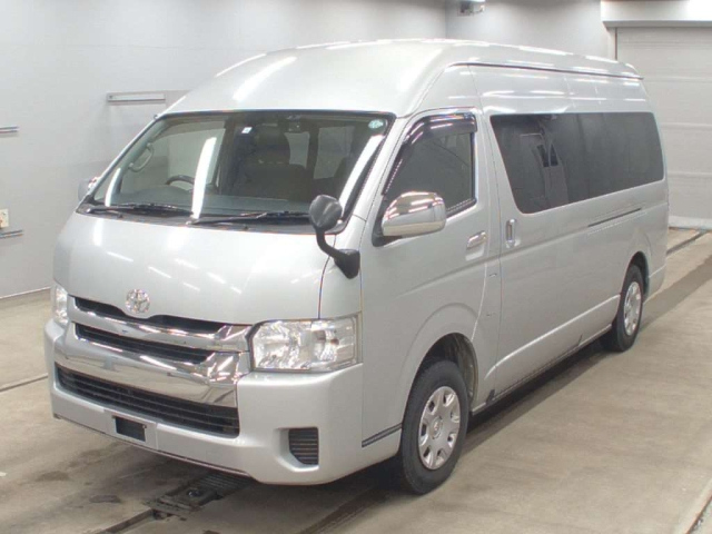 TOYOTA HIACE 2016