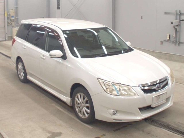 SUBARU EXIGA 2010