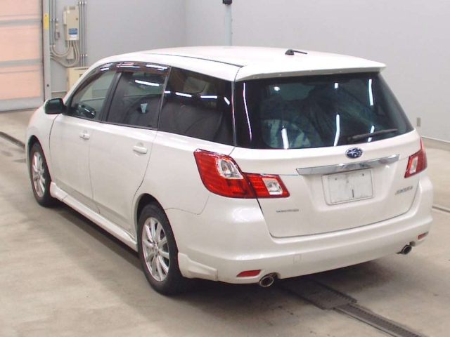SUBARU EXIGA 2010