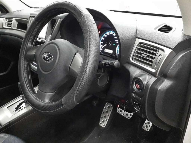 SUBARU EXIGA 2010