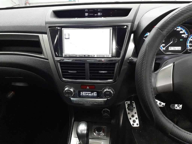SUBARU EXIGA 2010