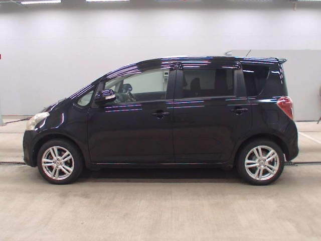 TOYOTA RACTIS 2008