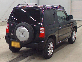 NISSAN KIX 2008