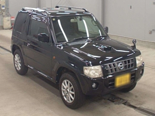 NISSAN KIX 2008
