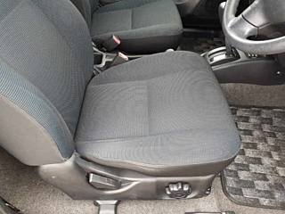 NISSAN KIX 2008