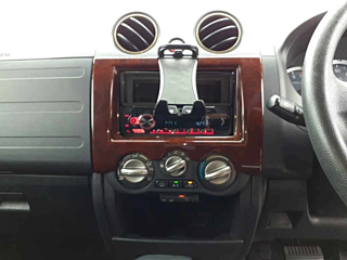 NISSAN KIX 2008