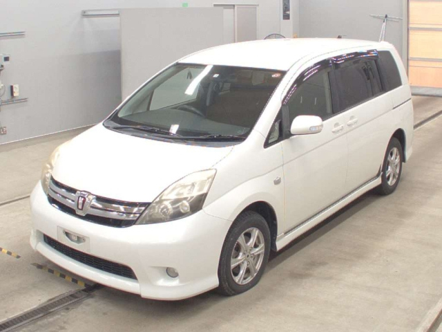 TOYOTA ISIS 2012