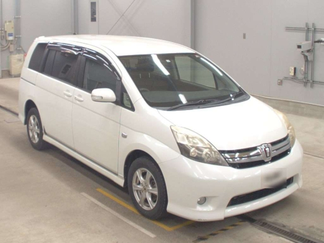 TOYOTA ISIS 2012