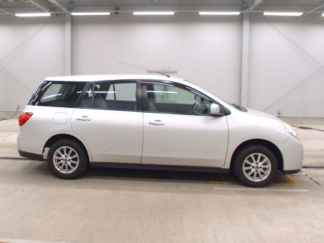 NISSAN WINGROAD 2010
