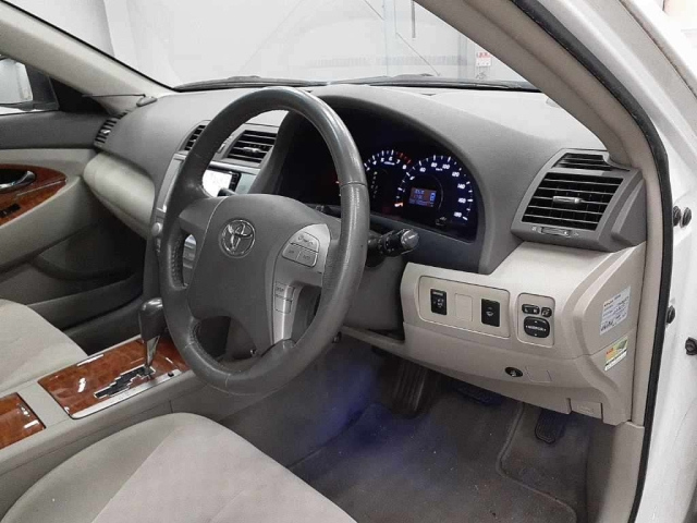 TOYOTA CAMRY 2010