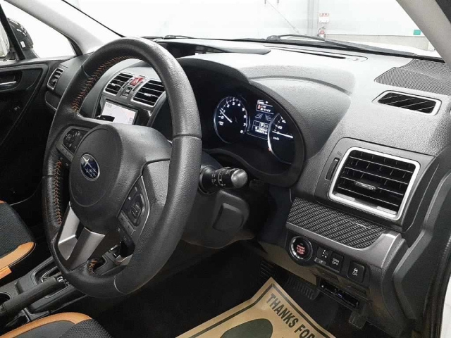 SUBARU FORESTER 2017