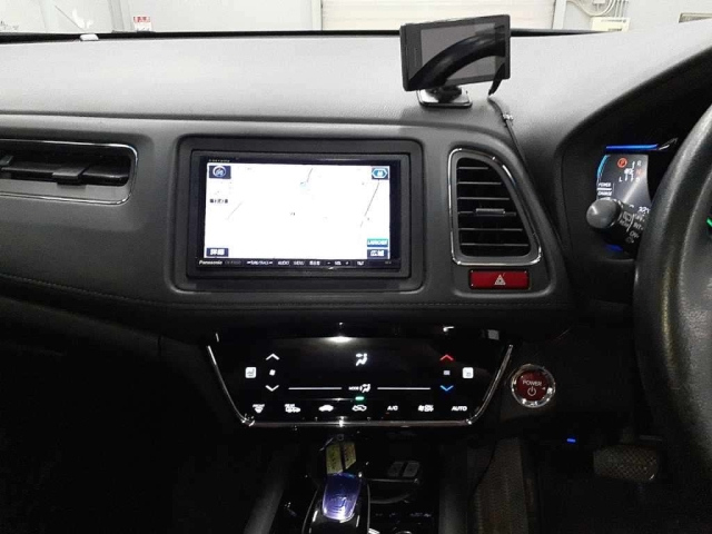 HONDA VEZEL 2014