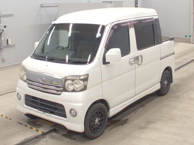 DAIHATSU HIJET VAN 2014