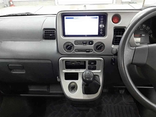 DAIHATSU HIJET VAN 2014