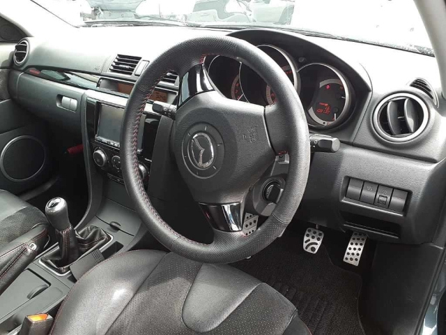 MAZDA AXELA 2008