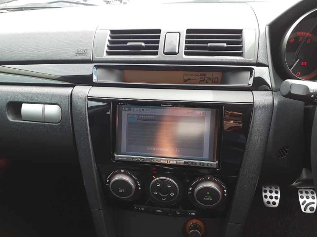 MAZDA AXELA 2008