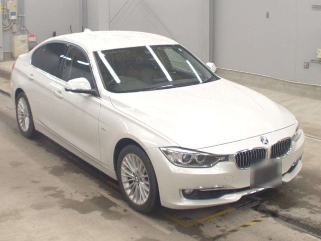 BMW 3 SERIES 2014