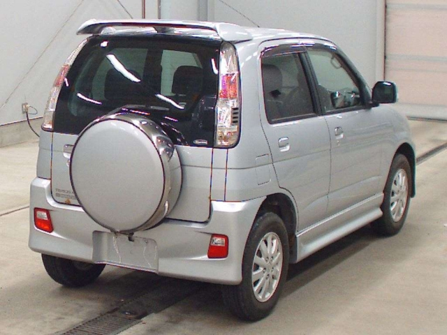 DAIHATSU TERIOS KID 2009