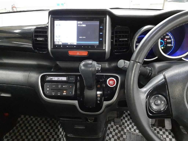 HONDA N BOX PLUS 2013