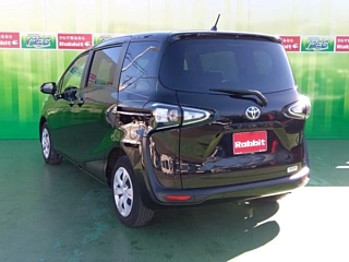 TOYOTA SIENTA 2021