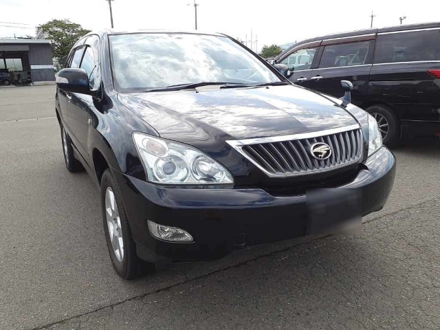 TOYOTA HARRIER 2010