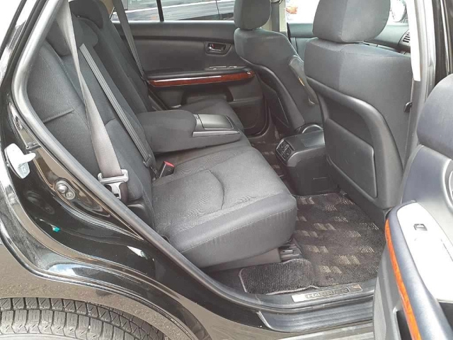 TOYOTA HARRIER 2010